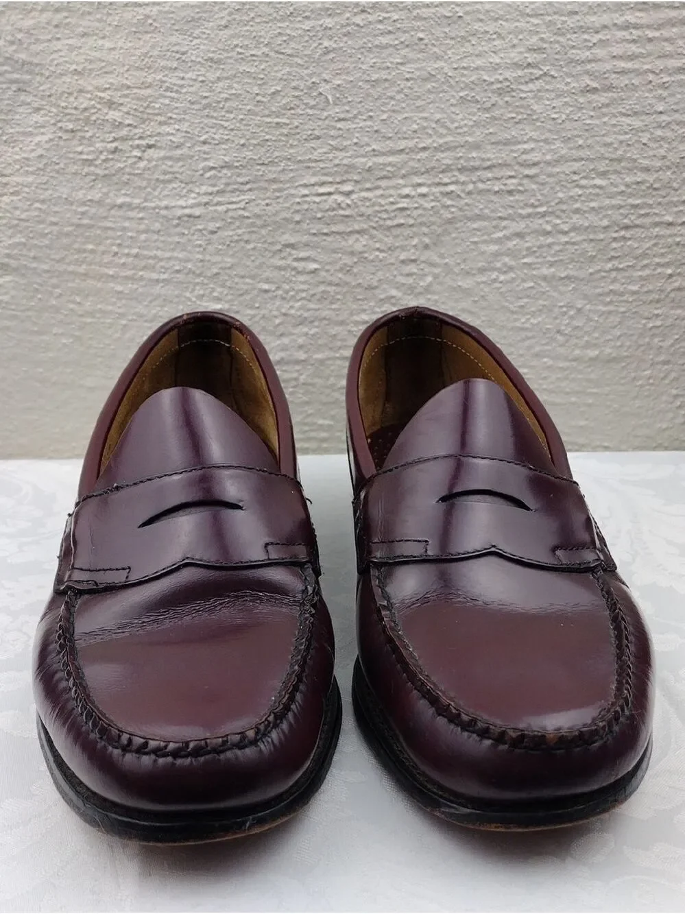 G.H. Bass & Co Weejuns Men's Burgundy Leather Upper Low Heel Penny Loafer Shoe